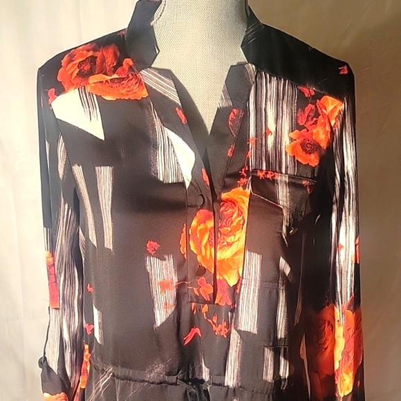 Simply Vera, Vera Wang Black & Floral High-Low Hem Dress Size: M - Picture 2 of 10